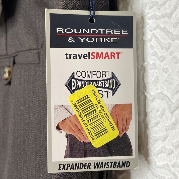 Roundtree & Yorke Dark Brown Wool Blend Classic Fit Pleated Slacks 42x32 NWT - Picture 6 of 12